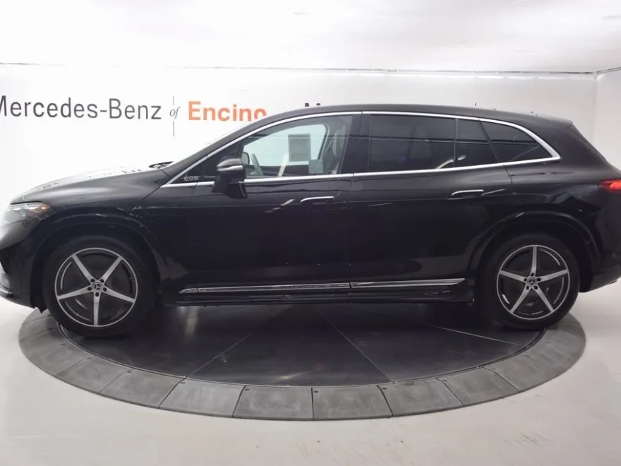 2023 Mercedes Benz EQS SUV 580 4MATIC photo 1
