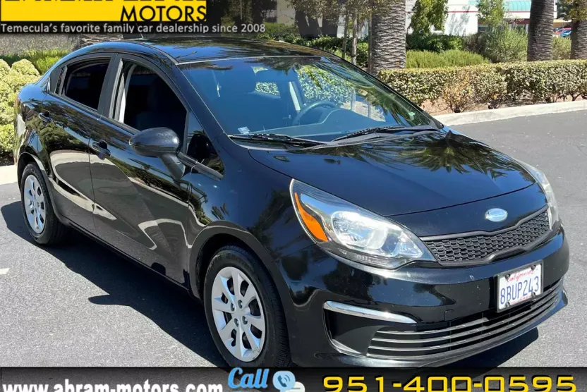 2017 Kia Rio LX photo 1