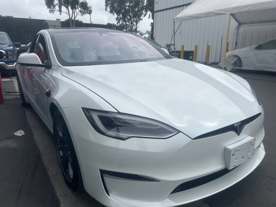 2021 Tesla Model S Plaid photo 1