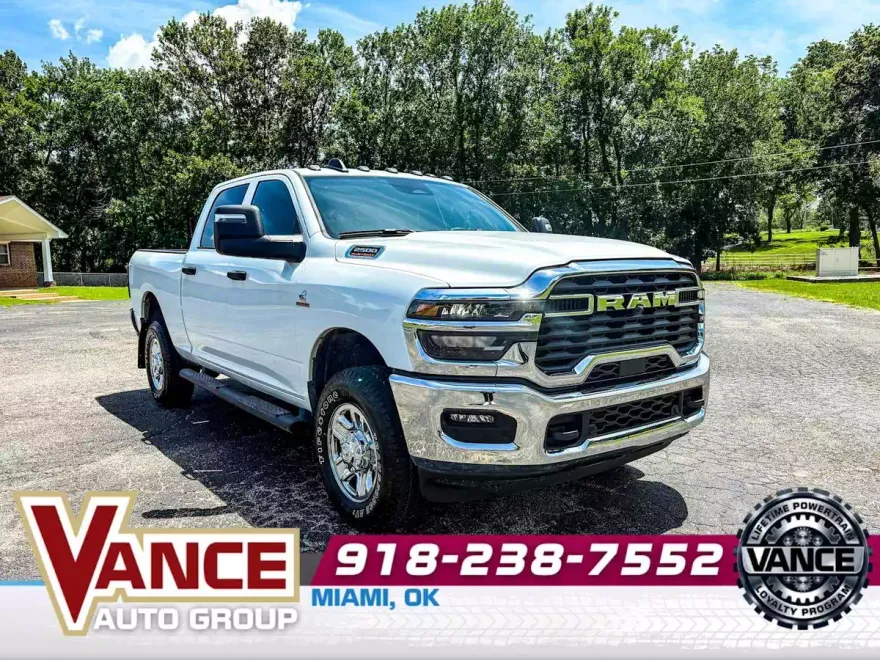 2025 Ram 2500 Tradesman photo 1