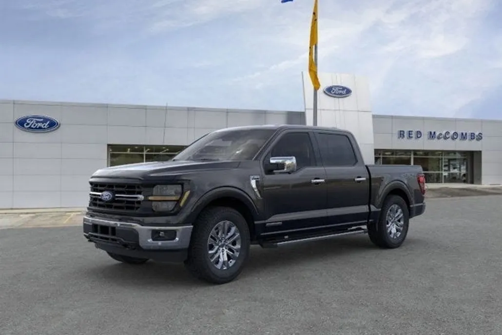 2025 Ford F-150 XLT photo 1
