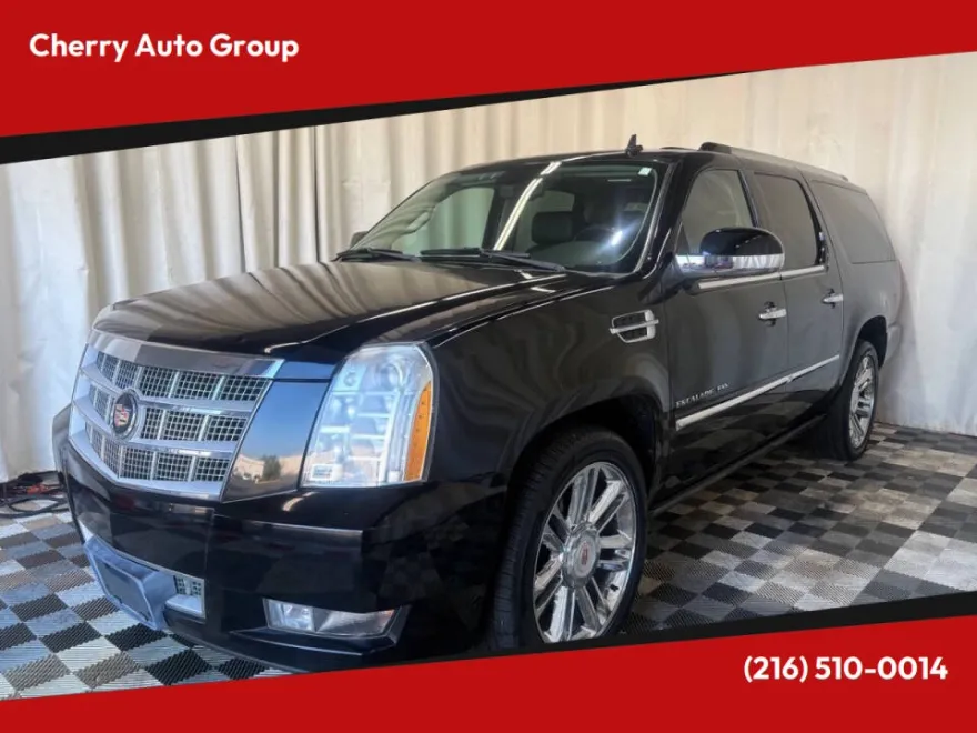 2013 Cadillac Escalade ESV Platinum photo 1