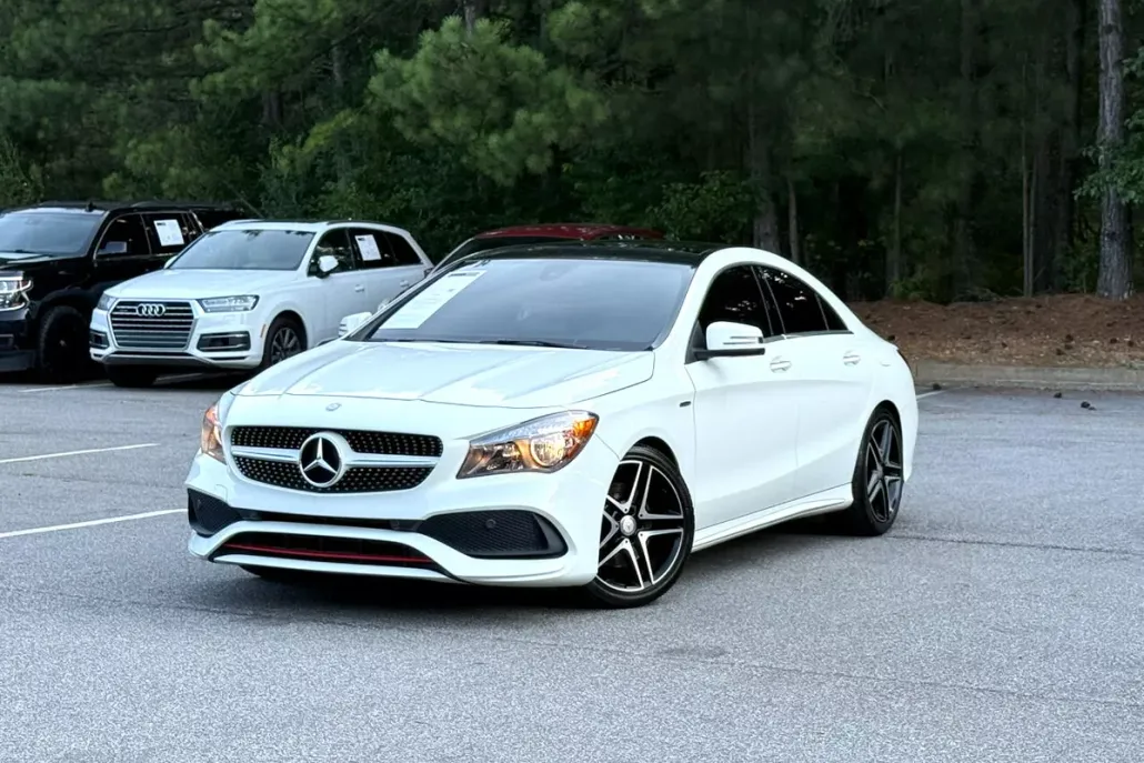 2018 Mercedes Benz CLA 250 photo 1