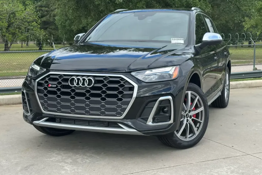 2025 Audi SQ5 Premium Plus photo 1