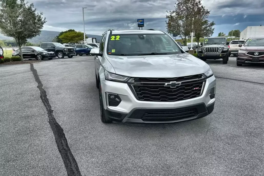 2022 Chevrolet Traverse RS photo 1
