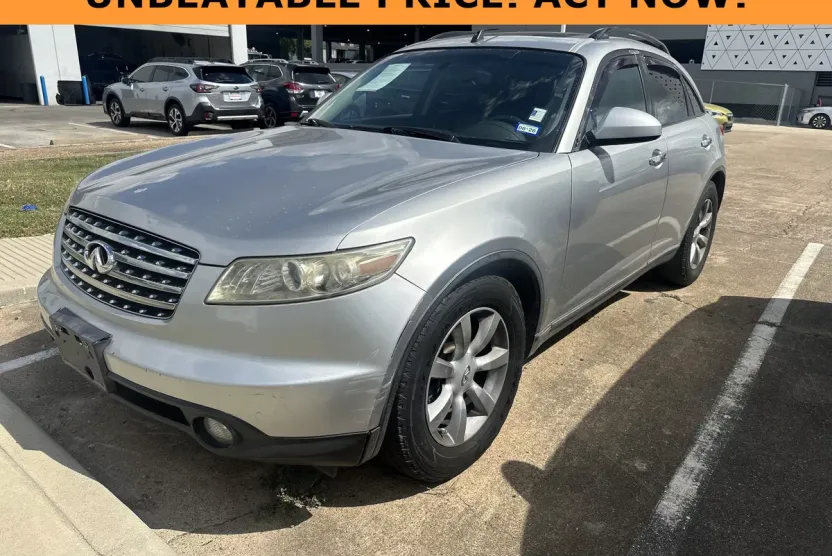 2005 Infiniti FX35 photo 1
