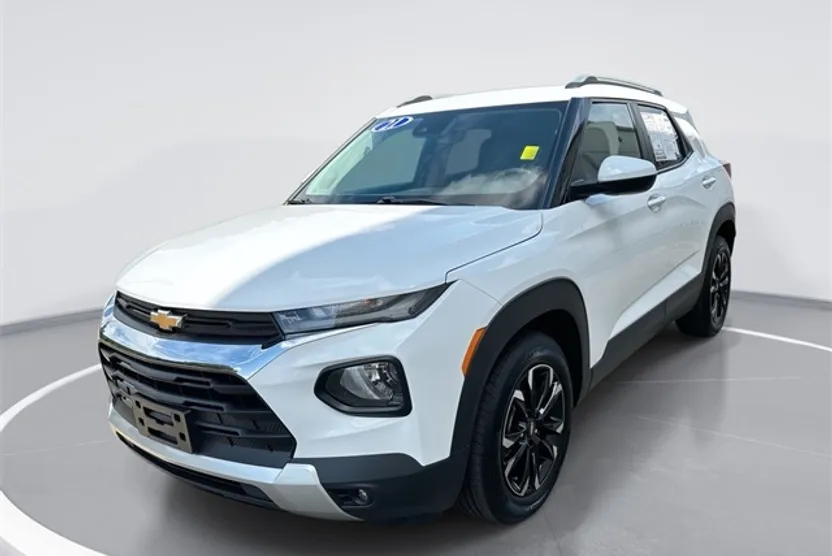 2021 Chevrolet Trailblazer LT photo 1