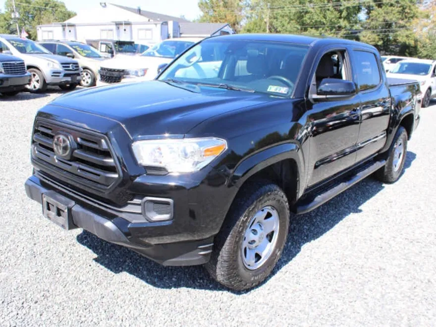 2019 Toyota Tacoma SR V6 photo 1