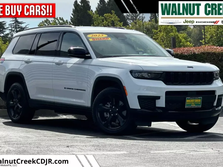 2023 Jeep Grand Cherokee Altitude photo 1