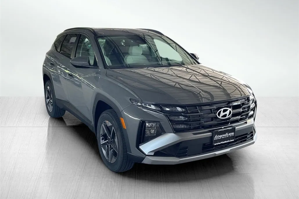 2025 Hyundai Tucson SEL photo 1