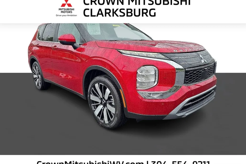 2025 Mitsubishi Outlander SE photo 1