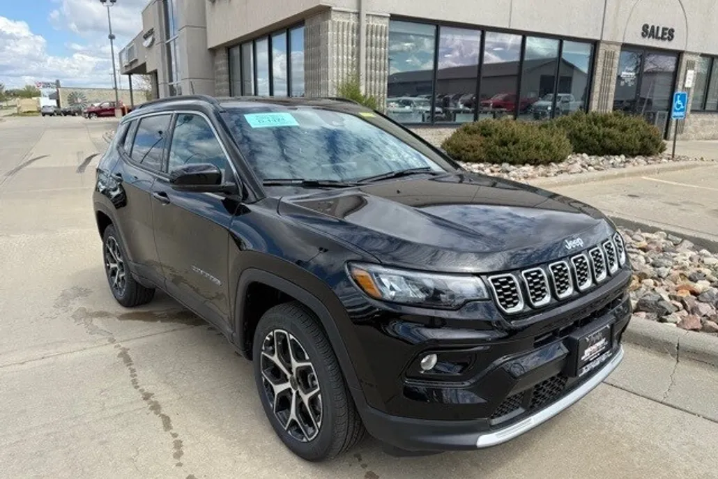 2025 Jeep Compass Limited photo 1