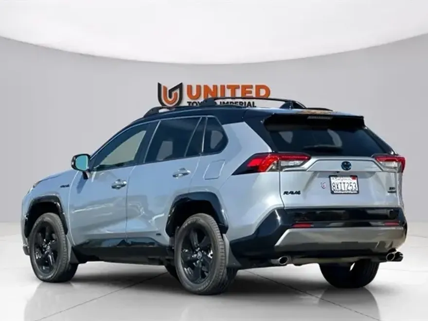 2021 Toyota RAV4 Hybrid XSE photo 1