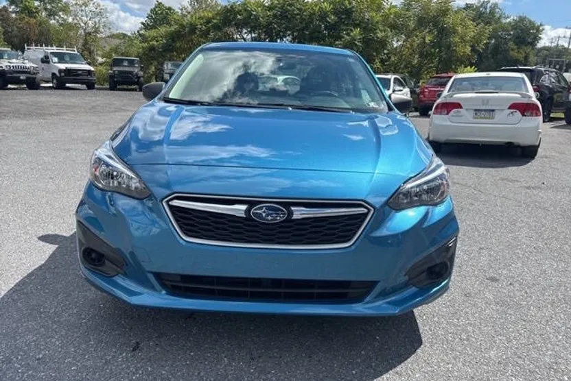 2018 Subaru Impreza 2.0i photo 1