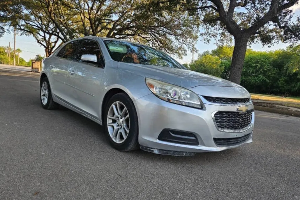 2016 Chevrolet Malibu Limited 1LT photo 1