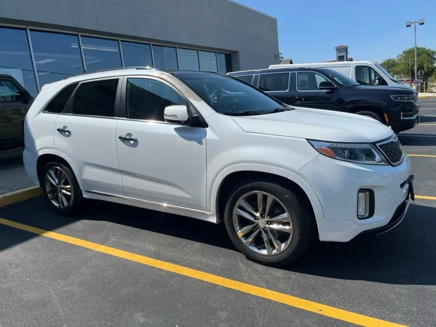 2014 Kia Sorento SX photo 1