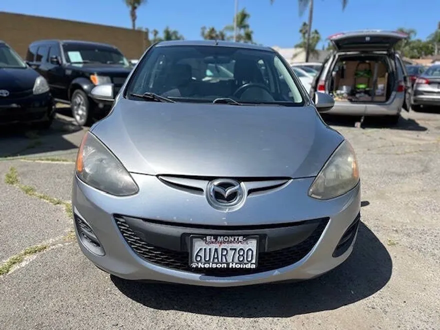 2012 Mazda Mazda2 Sport photo 1