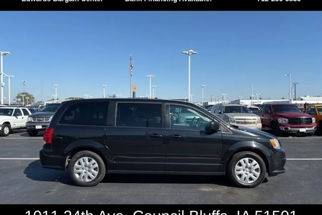 2017 Dodge Grand Caravan SE photo 1