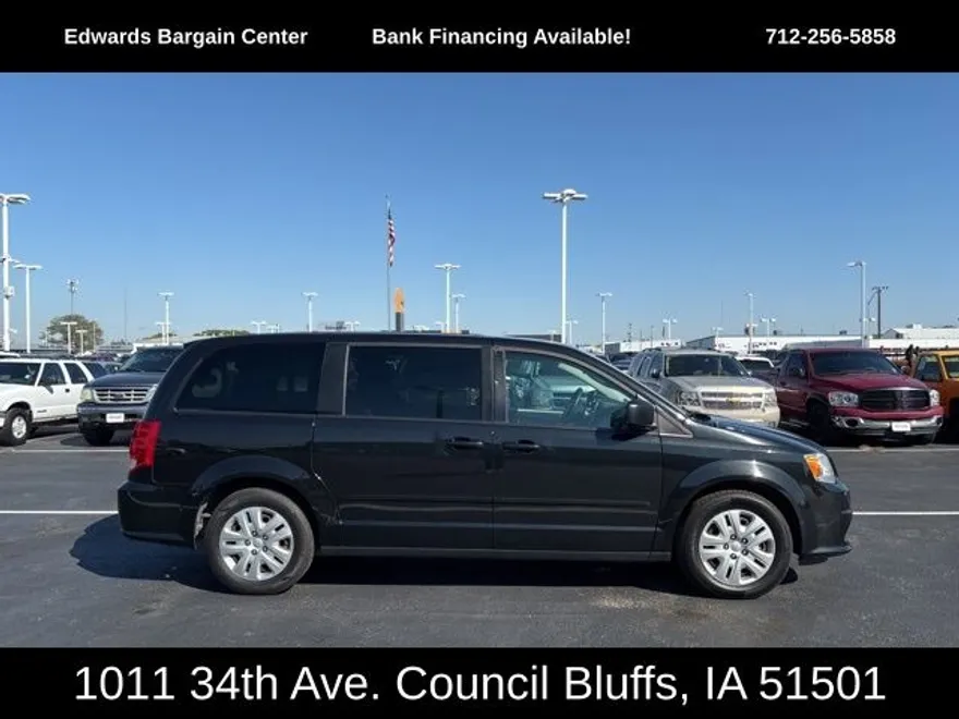 2017 Dodge Grand Caravan SE photo 1