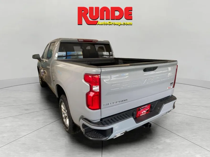 2025 Chevrolet Silverado 1500 RST photo 1
