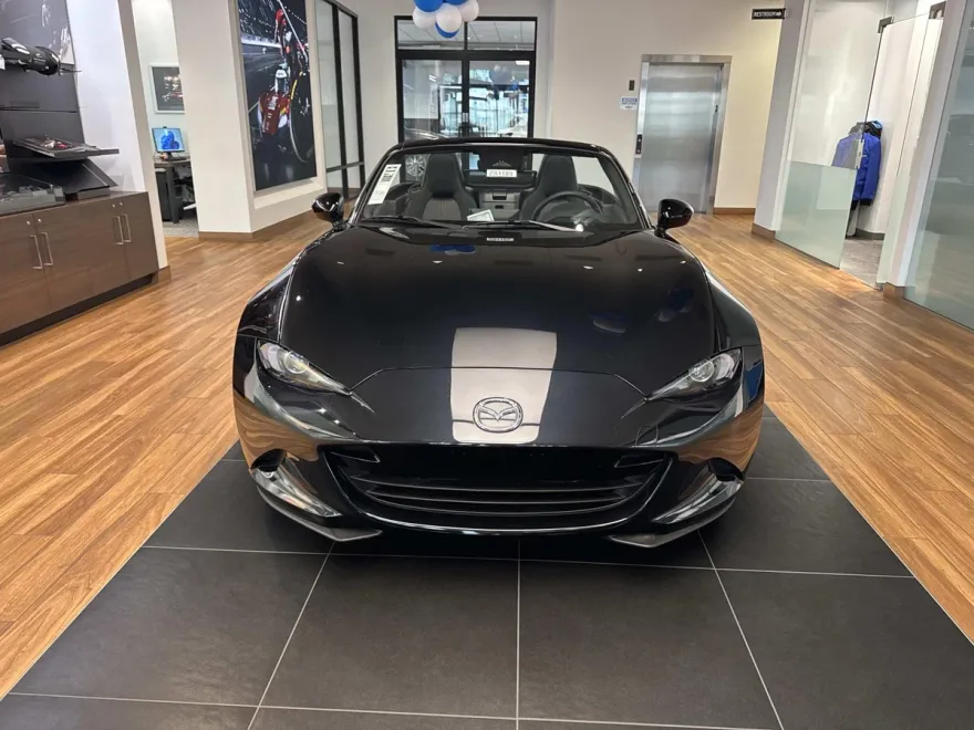 2025 Mazda MX-5 Miata Miata Sport photo 1