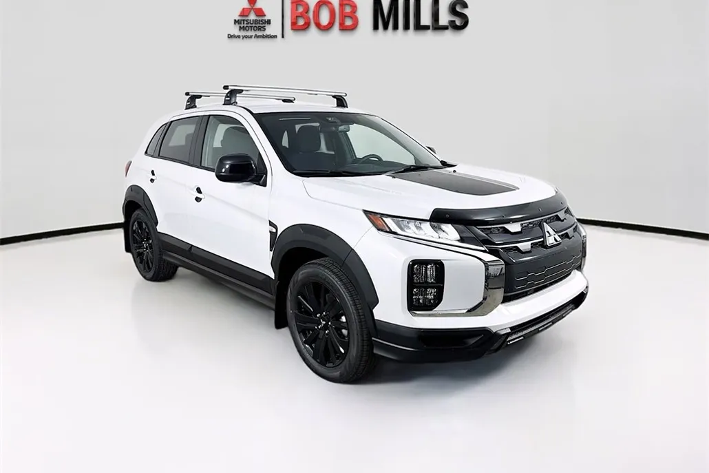 2025 Mitsubishi Outlander Sport ES SE LE photo 1