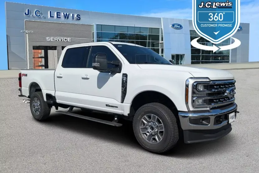 2026 Ford F-350 Lariat photo 1