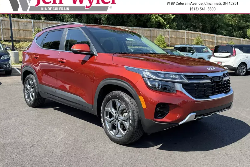 2024 Kia Seltos S photo 1
