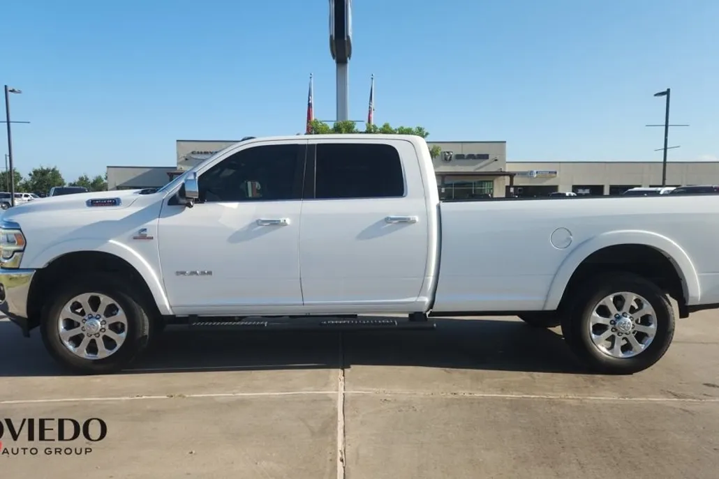 2020 Ram 3500 Laramie photo 1