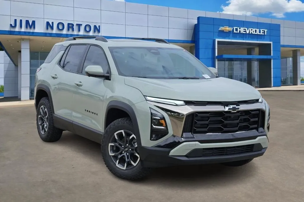 2026 Chevrolet Equinox ACTIV photo 1