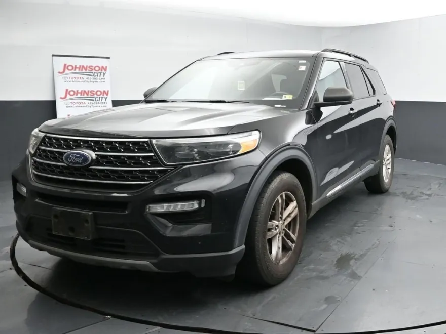2020 Ford Explorer XLT photo 1