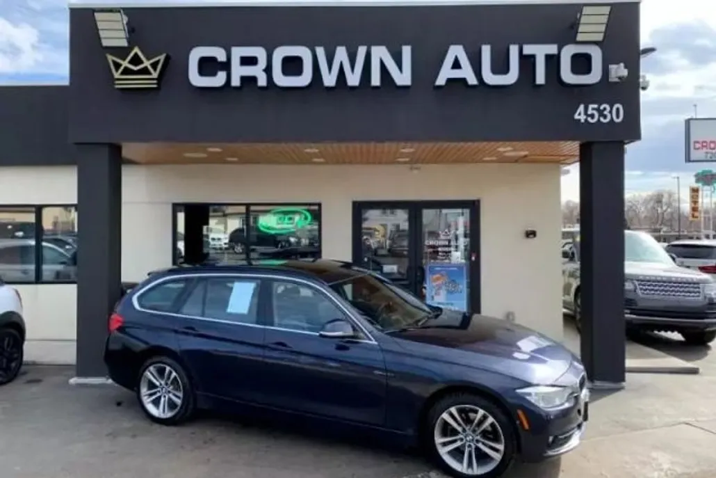 2017 Bmw 330i 330i xDrive SW photo 1