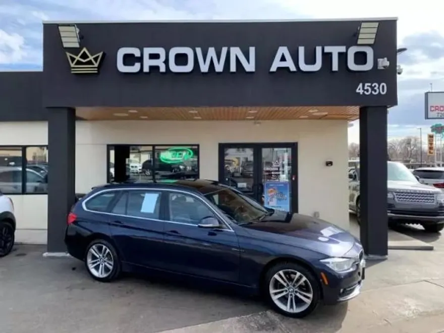 2017 Bmw 330i 330i xDrive SW photo 1