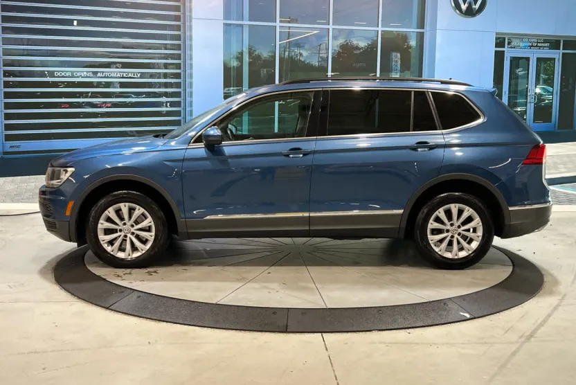 2018 Volkswagen Tiguan SE photo 1