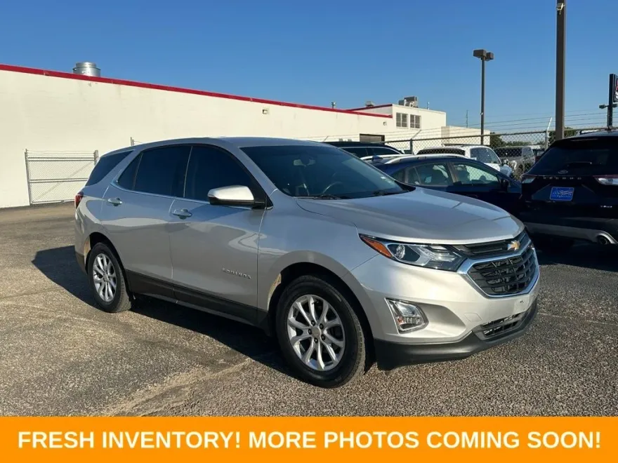 2019 Chevrolet Equinox LT photo 1