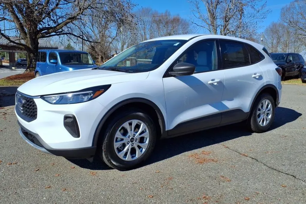 2025 Ford Escape Active photo 1