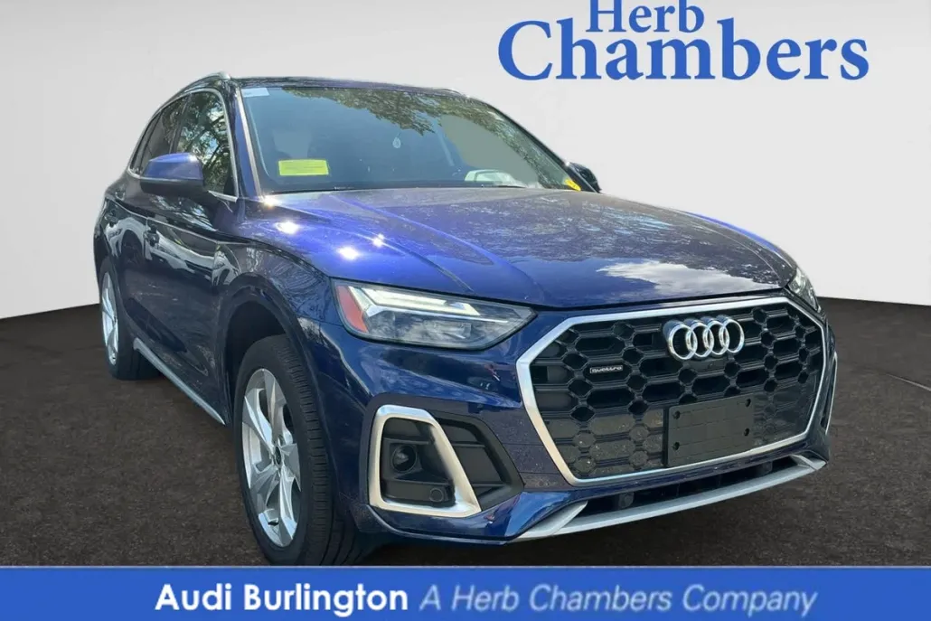 2022 Audi Q5 S line Premium Plus photo 1