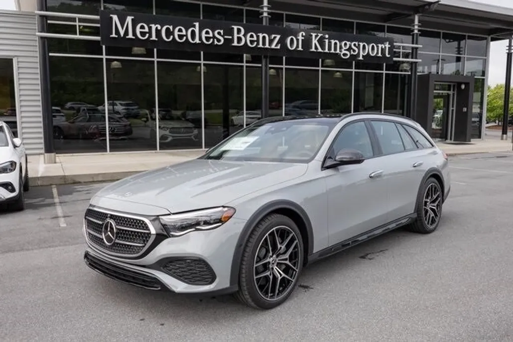 2025 Mercedes Benz E 450 4MATIC All-Terrain Wagon photo 1
