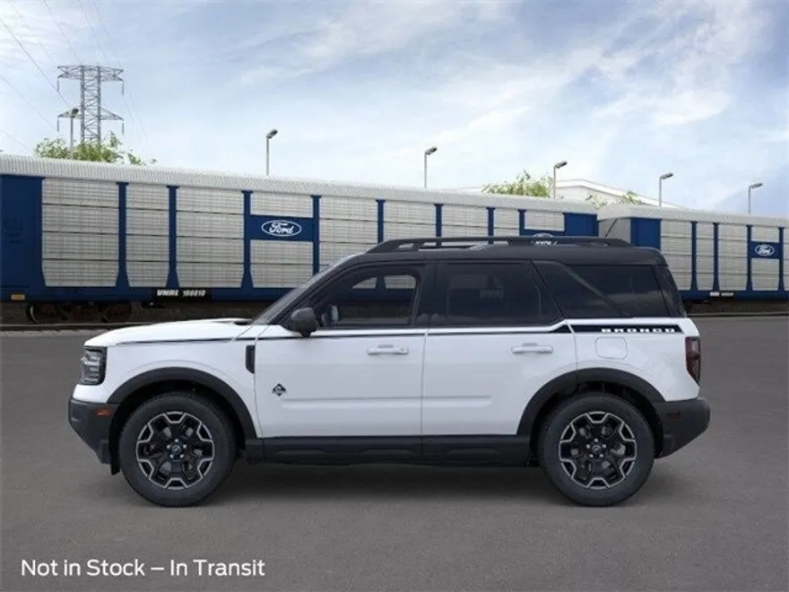 2025 Ford Bronco Sport Outer Banks photo 1