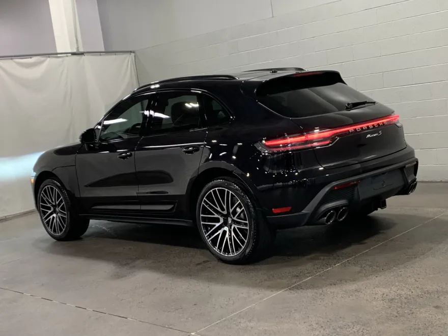 2026 Porsche Macan S photo 1