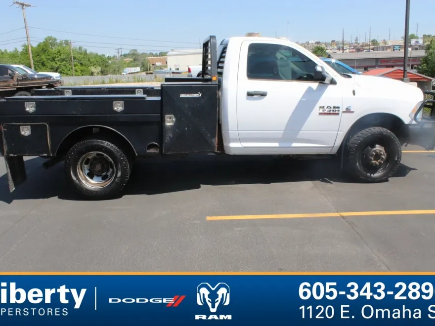 2015 Ram 3500 Tradesman SLT photo 1