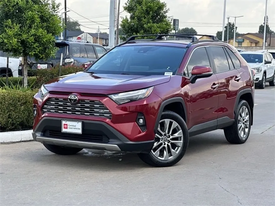 2023 Toyota RAV4 Limited photo 1