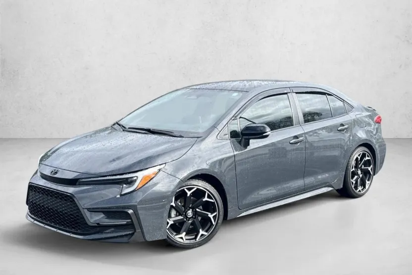 2025 Toyota Corolla SE photo 1