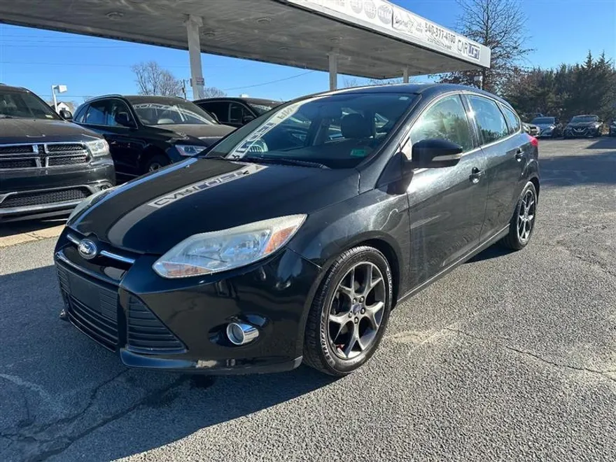 2014 Ford Focus SE photo 1