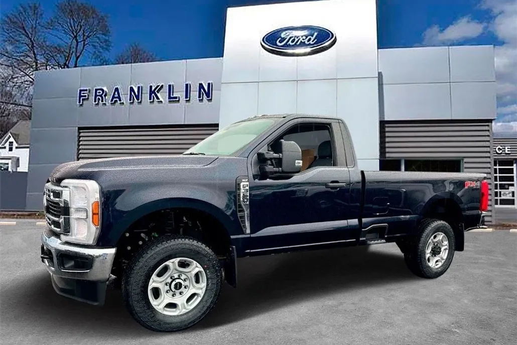 2025 Ford F-350 photo 1