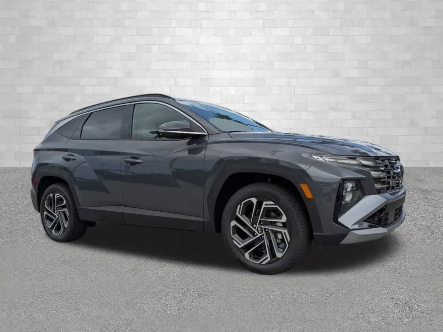 2025 Hyundai Tucson Limited photo 1