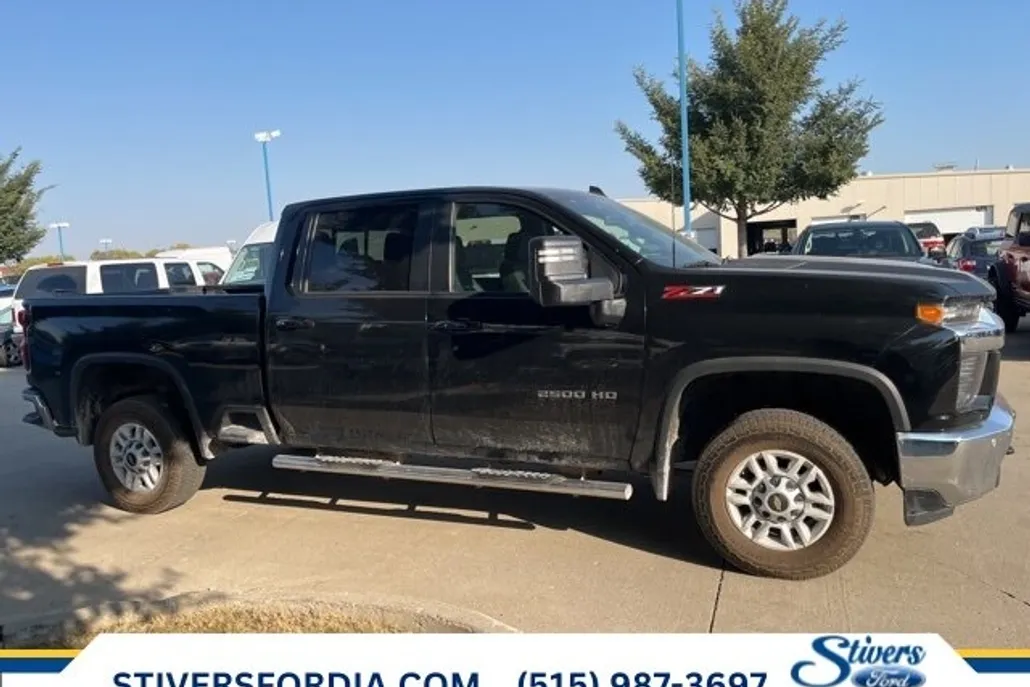 2020 Chevrolet Silverado 2500HD LT photo 1