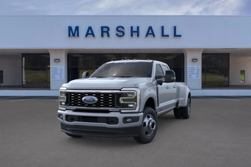 2026 Ford F-350 Platinum photo 1