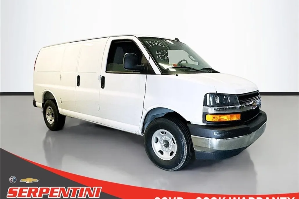 2025 Chevrolet Express Cargo 2500 photo 1