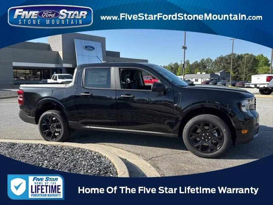 2025 Ford Maverick XLT photo 1